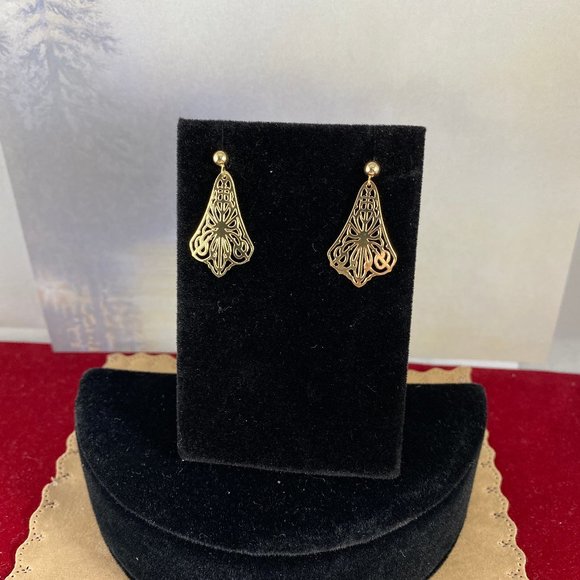 Vintage NOS 14 Karat  Gold Filigree Earrings - Picture 3 of 6